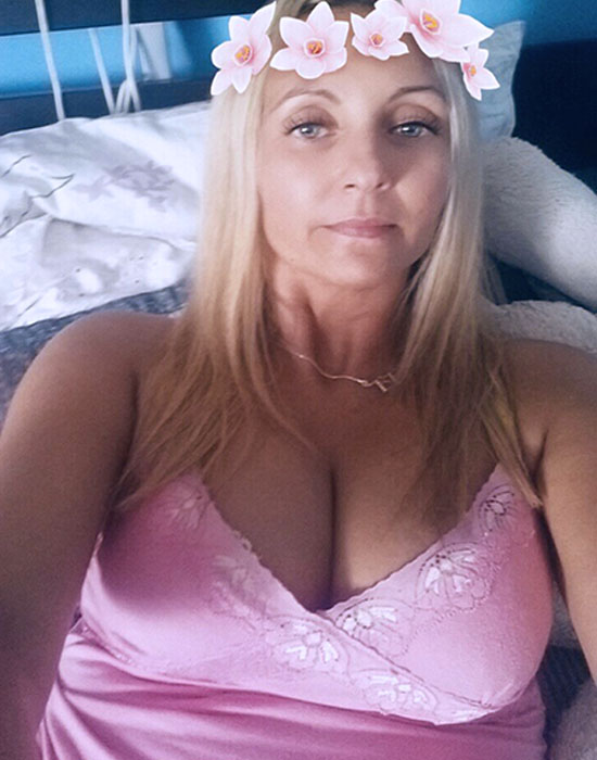 Celeste (37 ans, Chateauroux)